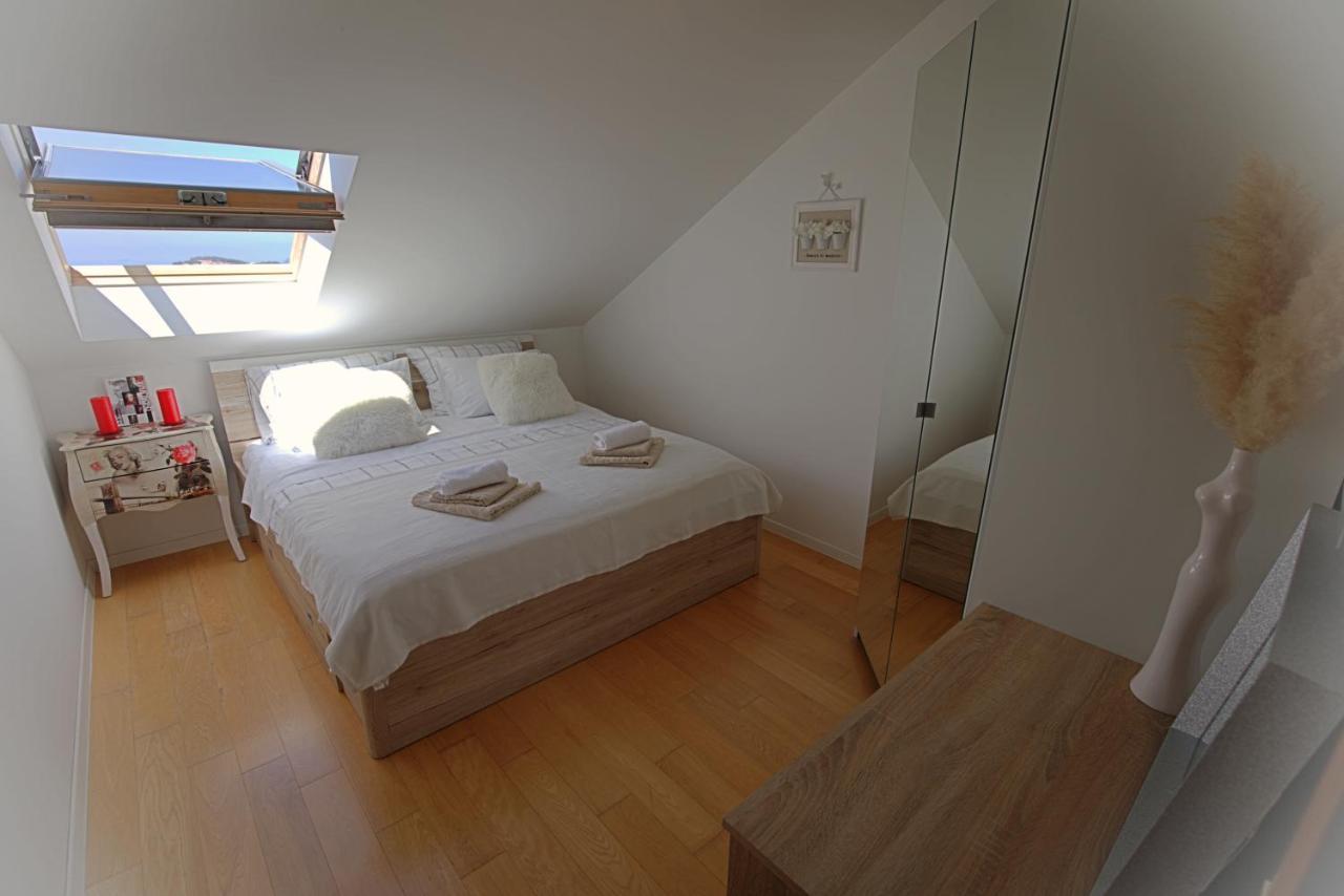 Mai Apartament *