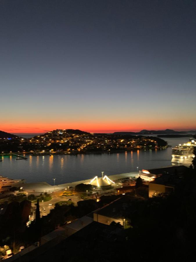 Apartament Mai *
